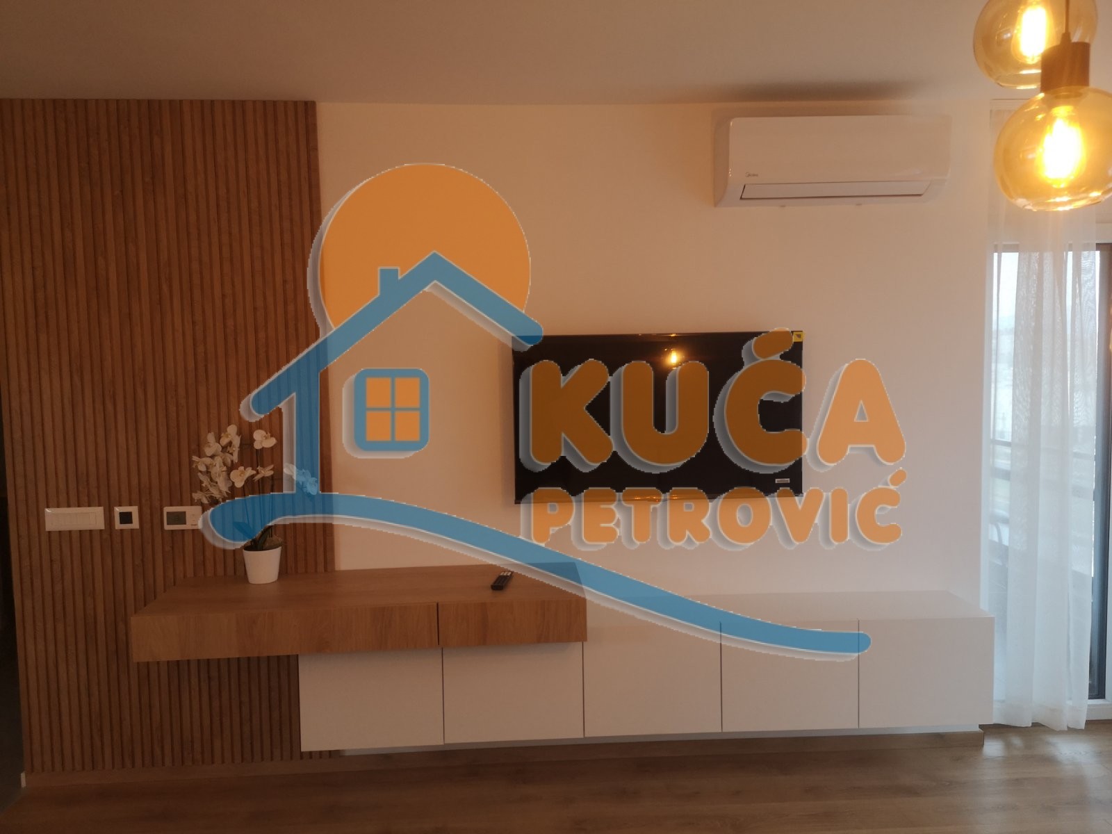 Dvosoban stan, 55 m2, Dom zdravlja, Pantelejska ID: i-013146 4