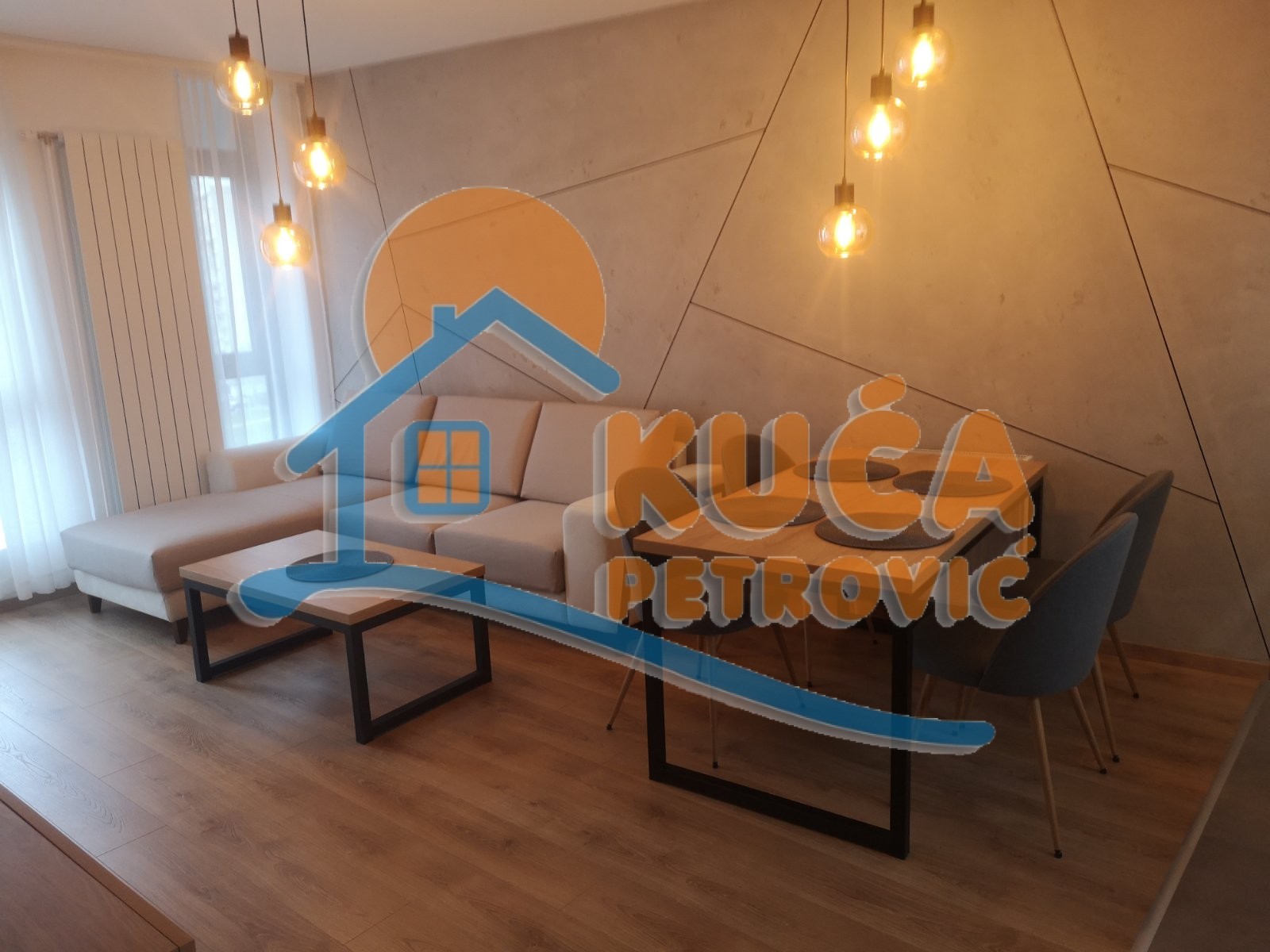 Dvosoban stan, 55 m2, Dom zdravlja, Pantelejska ID: i-013146 5