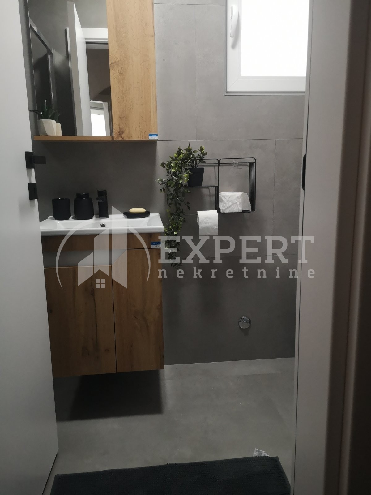 Dvosoban stan, 55 m2, Dom zdravlja, Pantelejska ID: i-013146 13