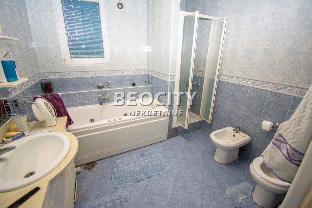 Petosobna kuća, 400 m2, Grocka, Beogradska ID: 115407 16
