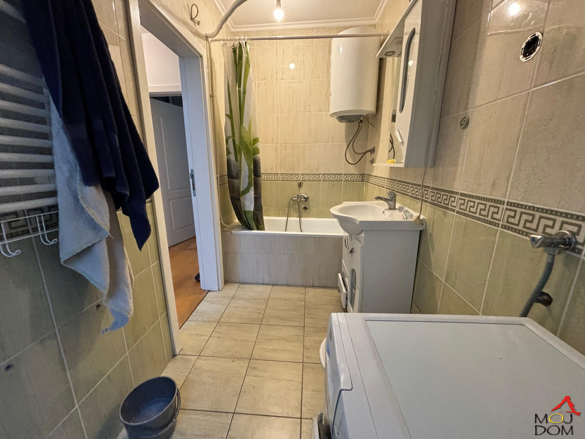 Stan,NOVI SAD,SOMBORSKI BULEVAR,kv: 87, € 154500, ID: 1029536 14