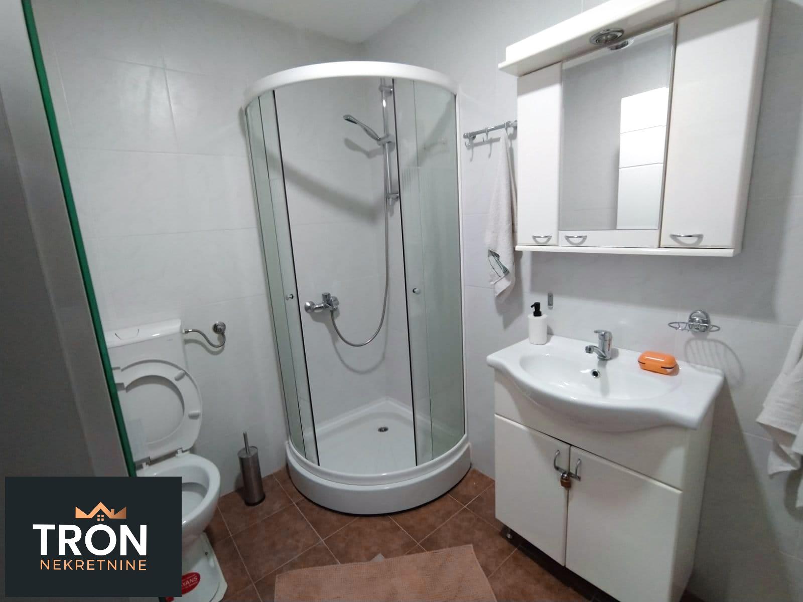 Jednosoban stan 48m2 5