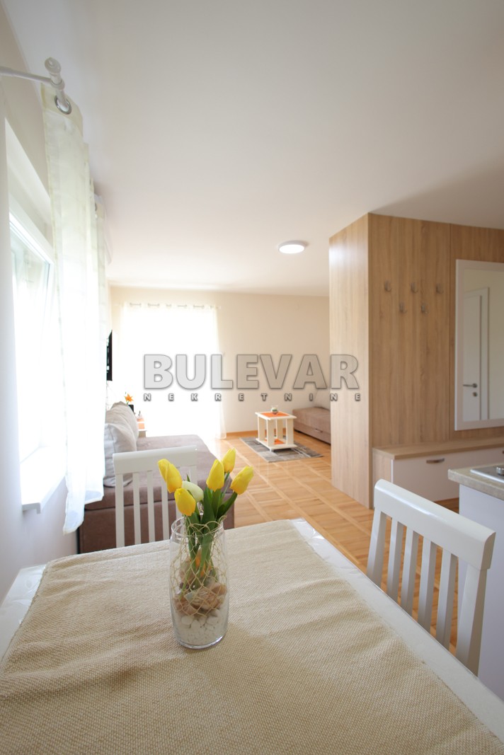 četvorosobna kuća, 340 m2, Olimpijska ulica ID: p-013161 27