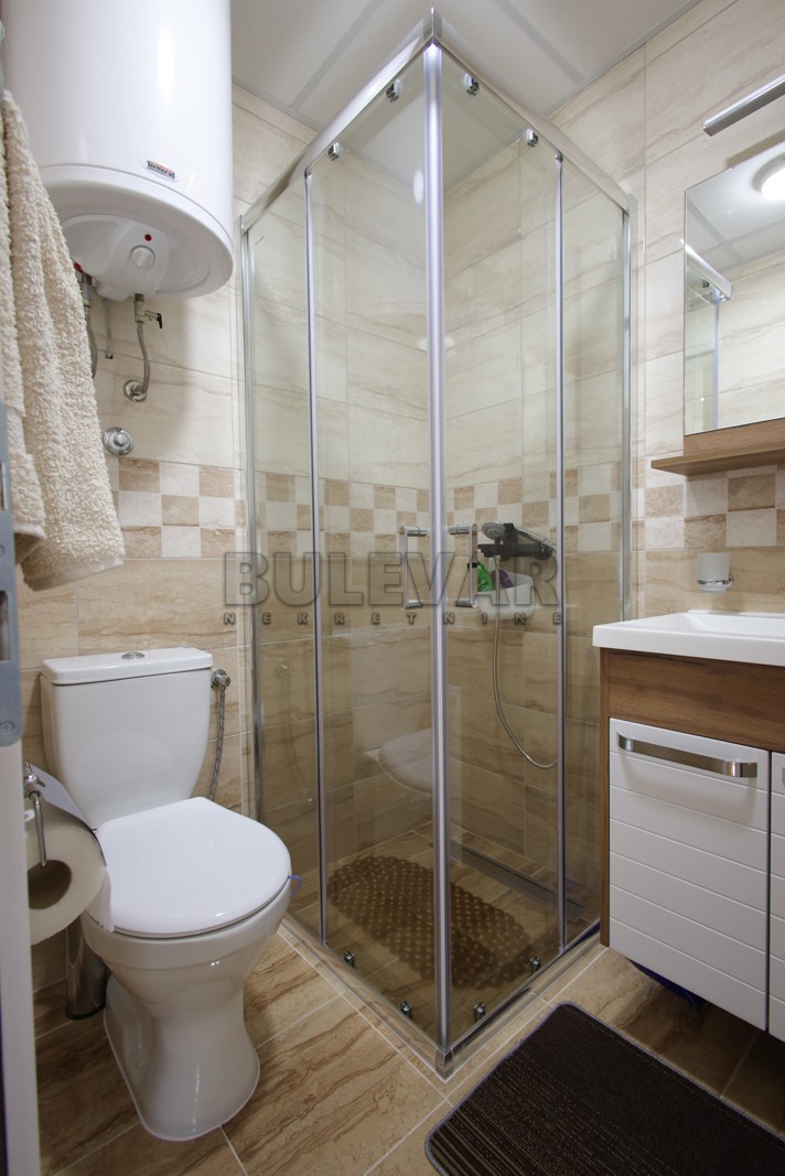 četvorosobna kuća, 340 m2, Olimpijska ulica ID: p-013161 32