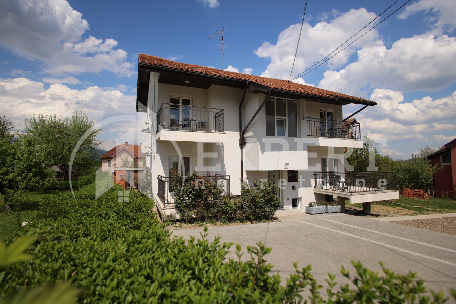 četvorosobna kuća, 340 m2, Olimpijska ulica ID: p-013161 1