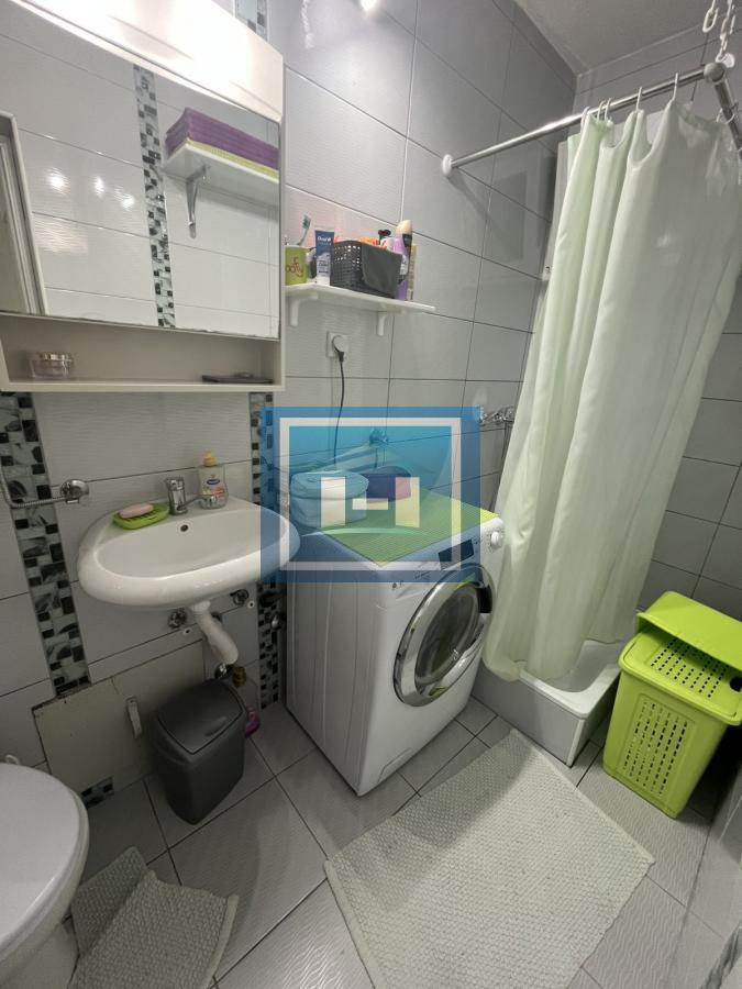 Kompletno renoviran stan u centru Jagodine 13