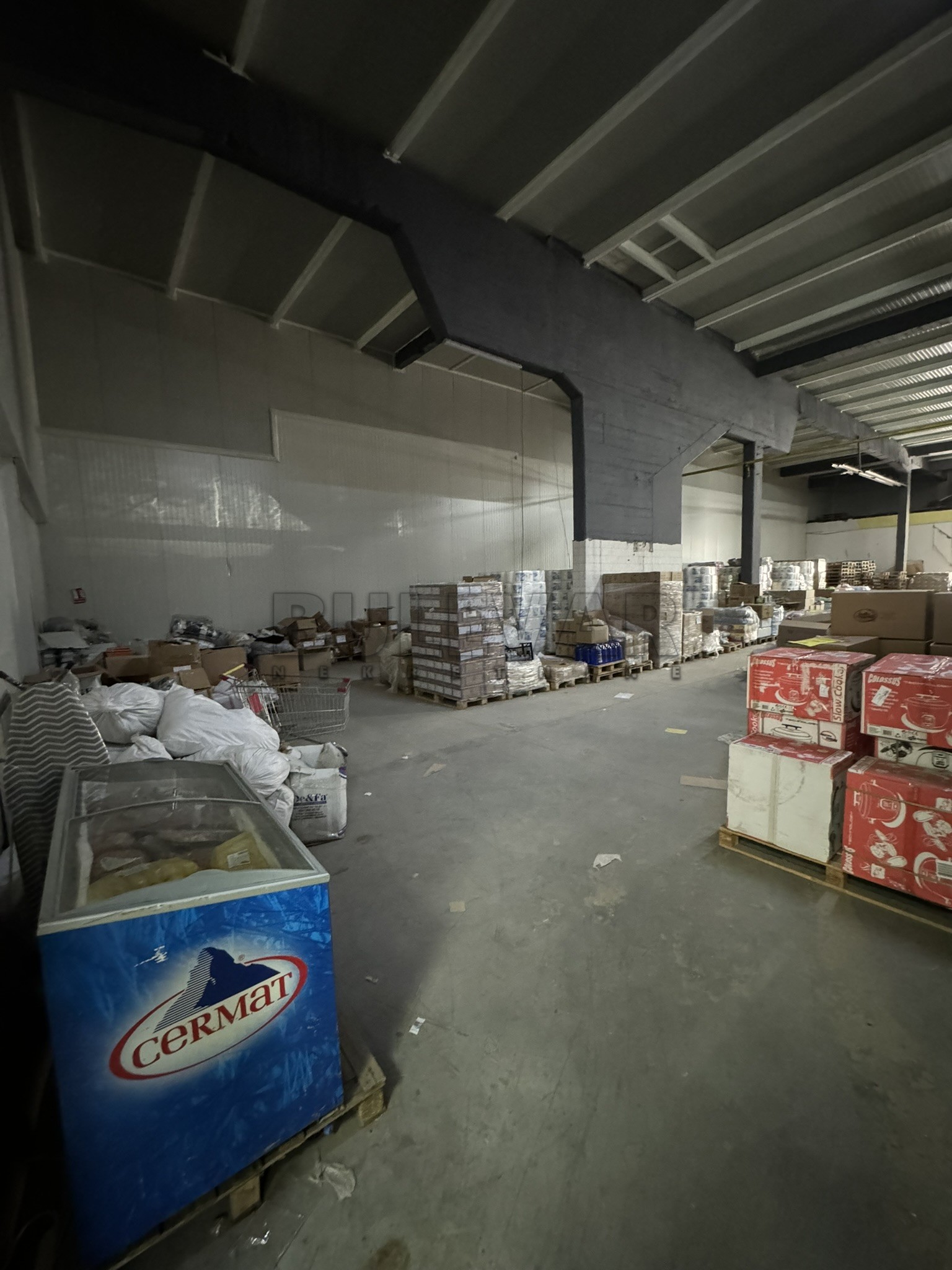 Lokal, 1000 m2, Kičevo, Šumadijska ID: i-013158 16