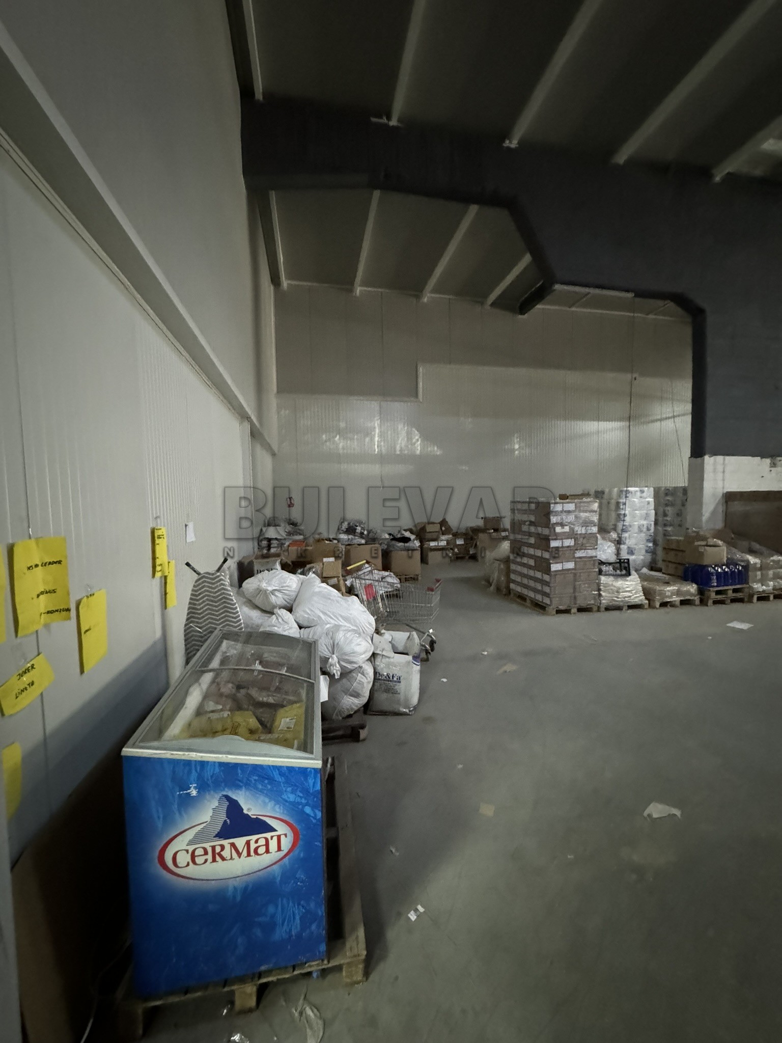 Lokal, 1000 m2, Kičevo, Šumadijska ID: i-013158 19