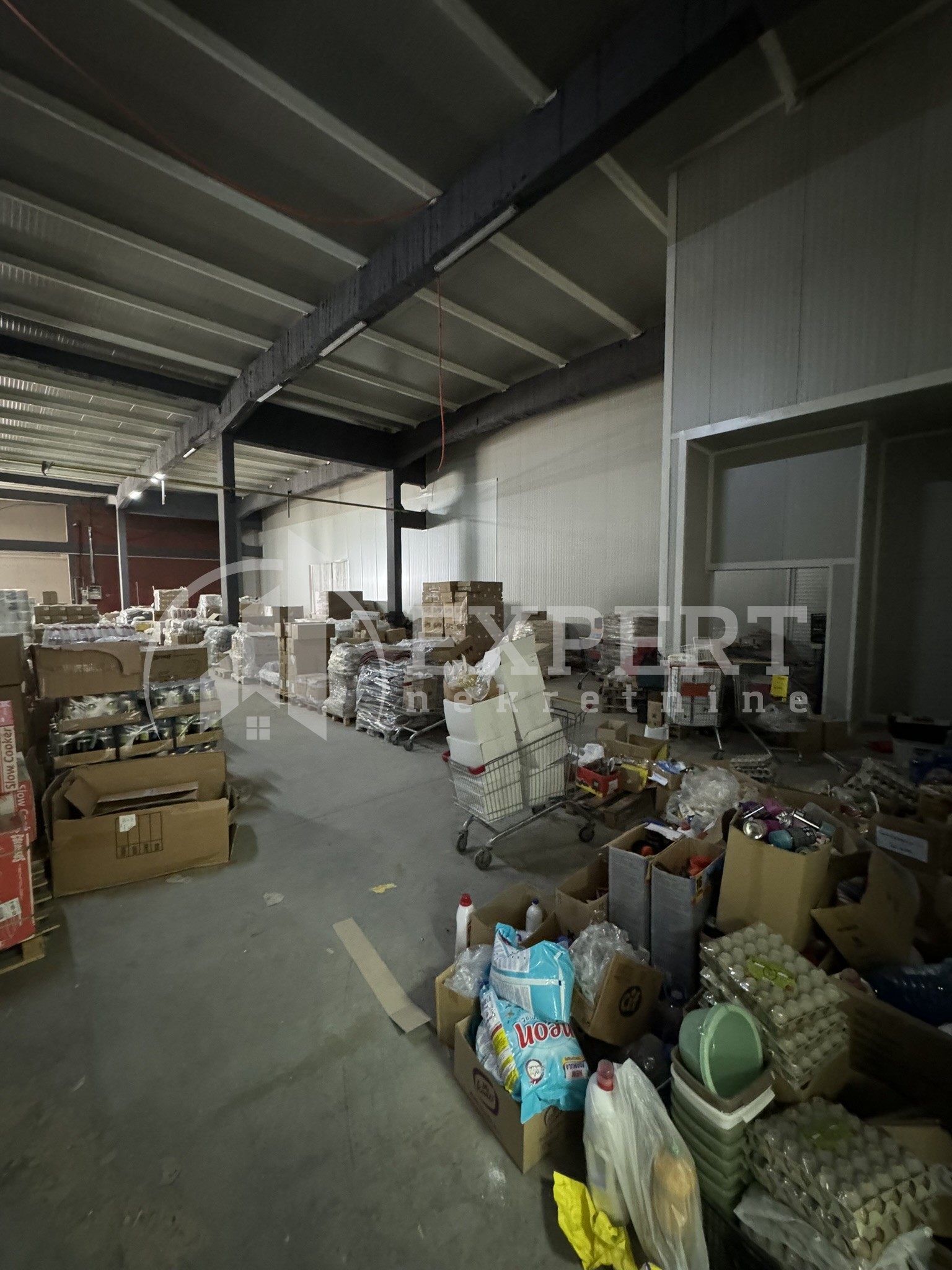 Lokal, 1000 m2, Kičevo, Šumadijska ID: i-013158 22