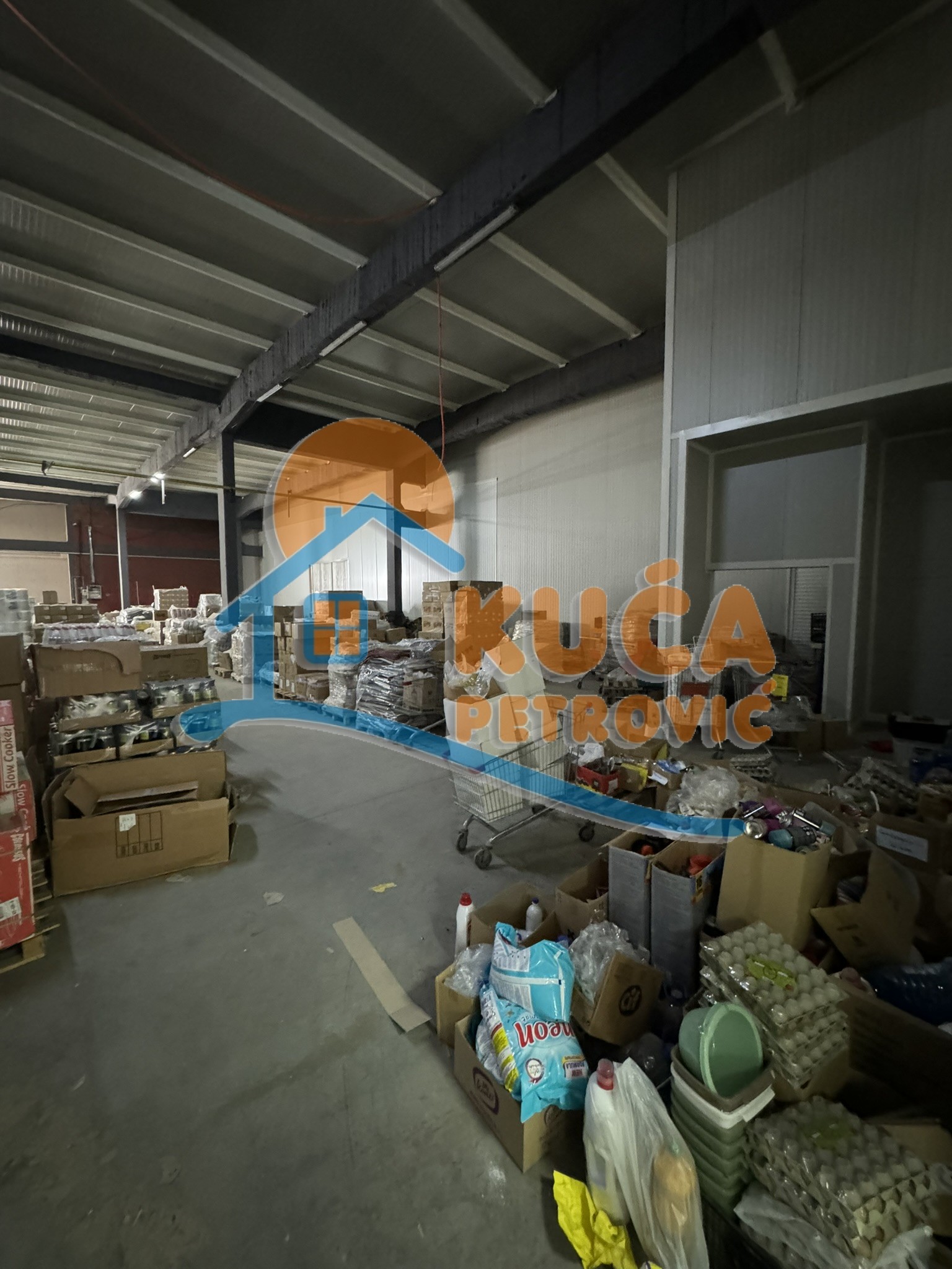 Lokal, 1000 m2, Kičevo, Šumadijska ID: i-013158 22