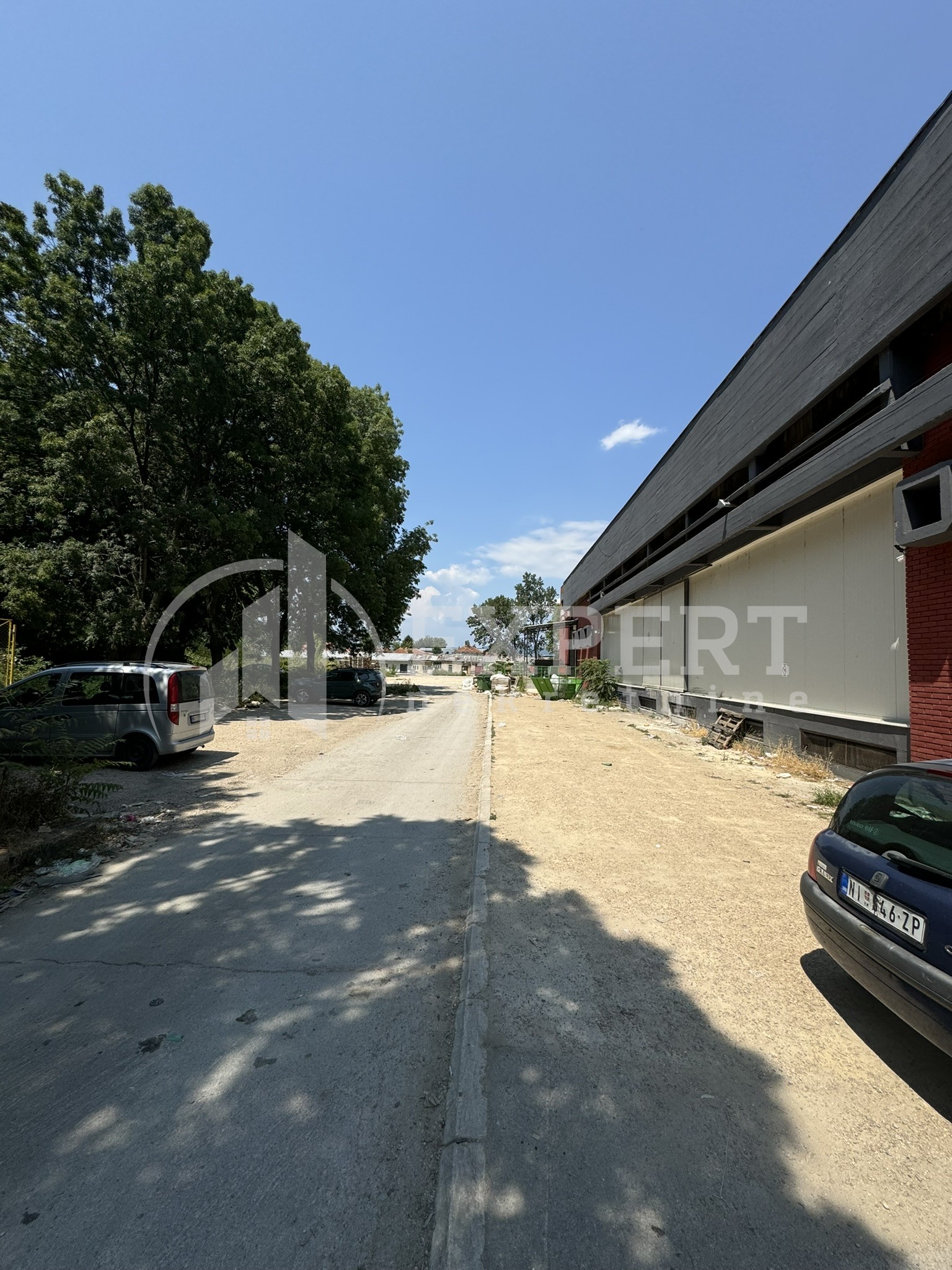 Lokal, 1000 m2, Kičevo, Šumadijska ID: i-013158 5