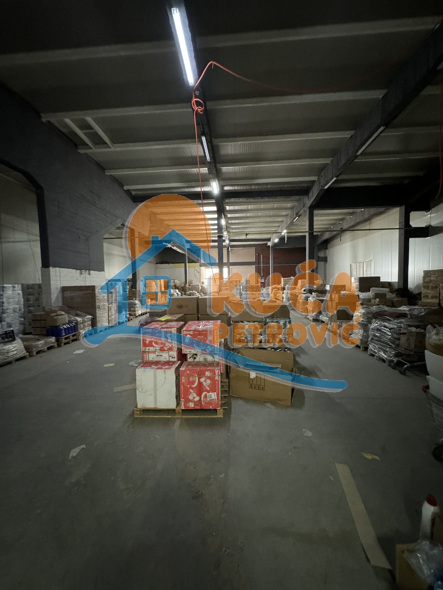 Lokal, 1000 m2, Kičevo, Šumadijska ID: i-013158 12