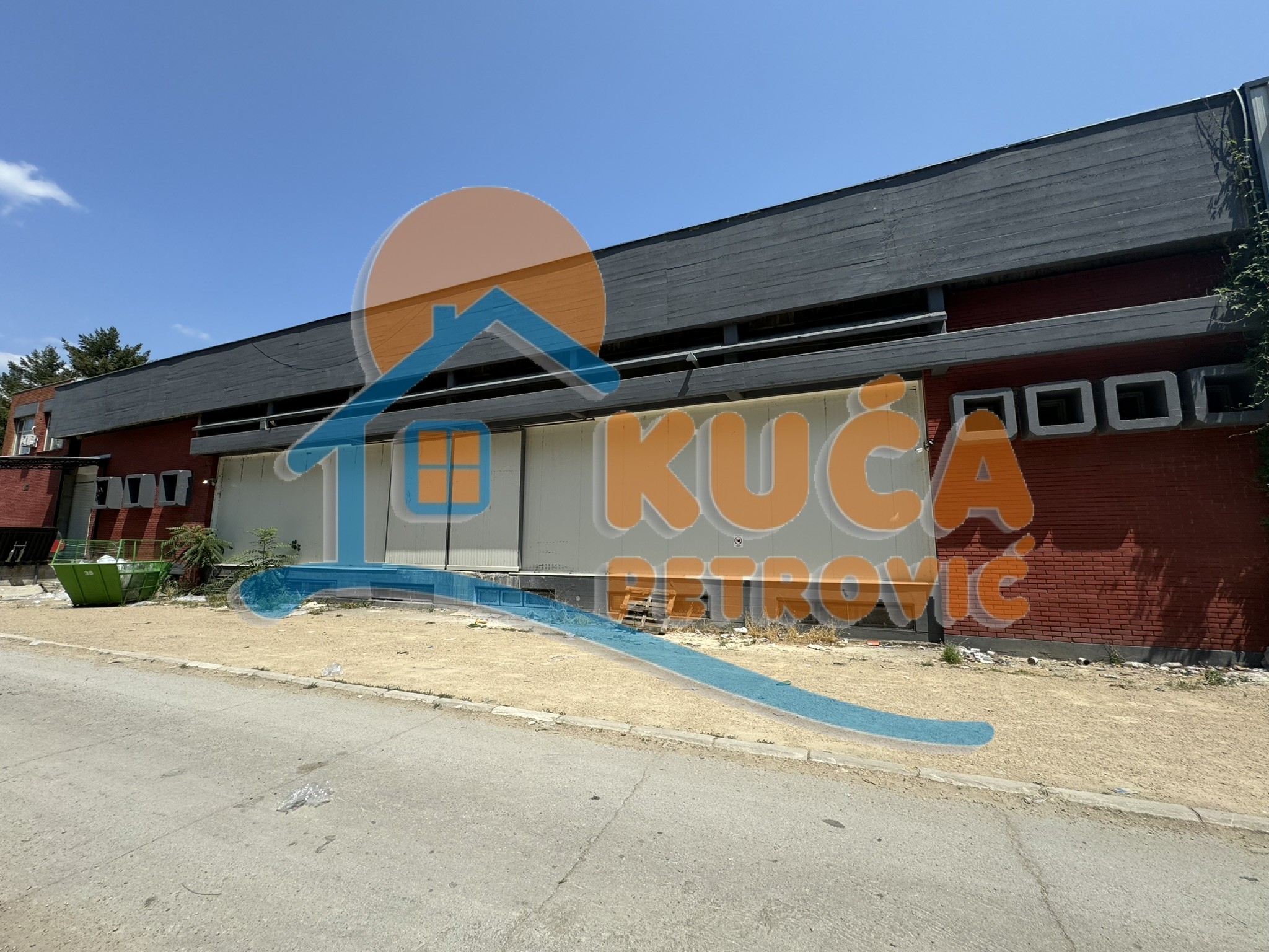 Lokal, 1000 m2, Kičevo, Šumadijska ID: i-013158 8