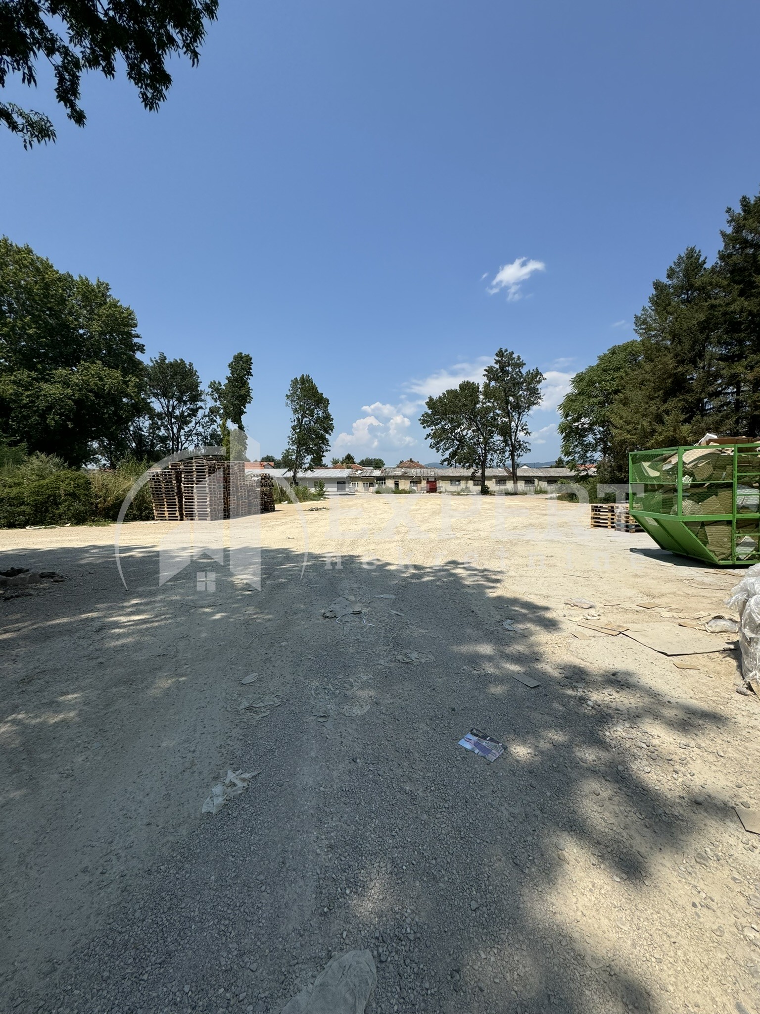 Lokal, 1000 m2, Kičevo, Šumadijska ID: i-013158 13