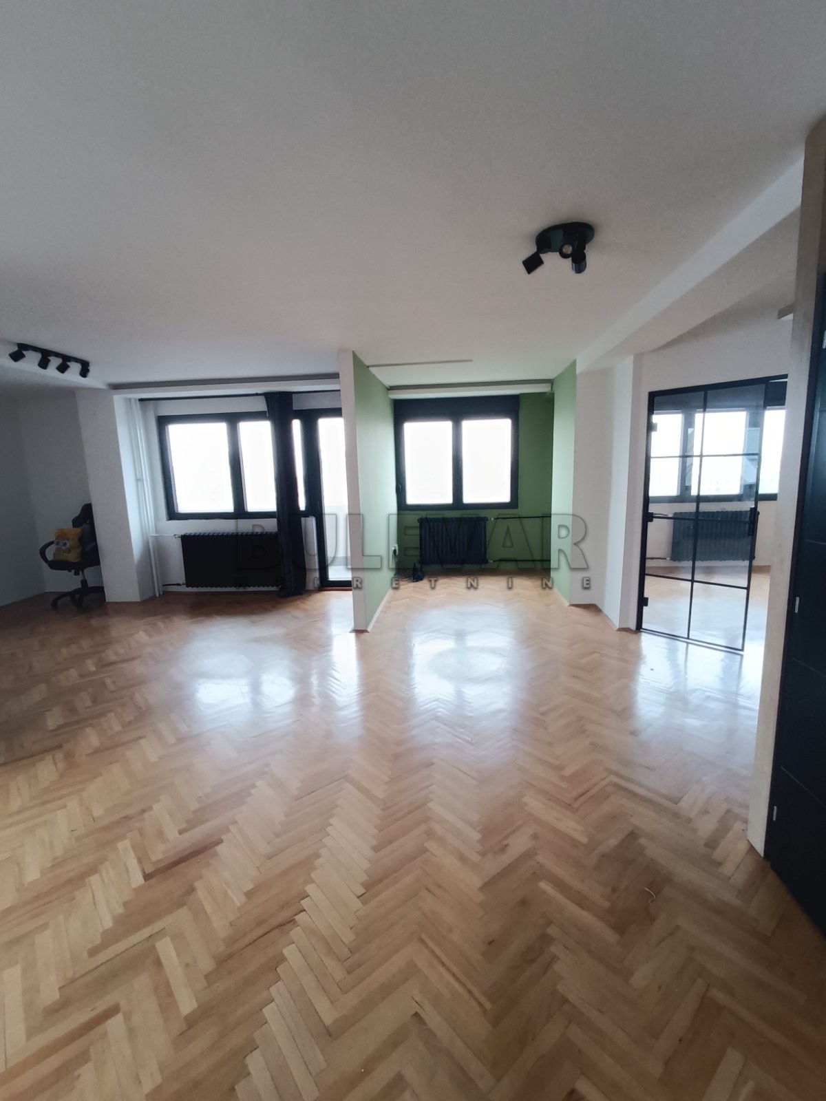 Trosoban stan, 85 m2, Dom zdravlja, Vojvode Mišića ID: i-013162 4