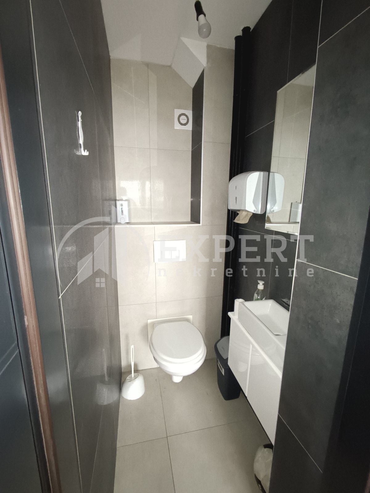 Trosoban stan, 85 m2, Dom zdravlja, Vojvode Mišića ID: i-013162 10