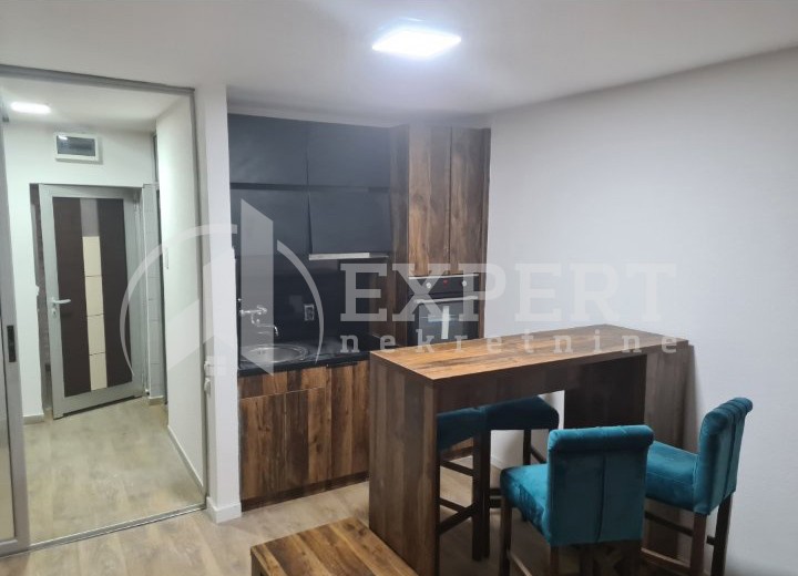 četvorosoban stan, 24 m2, Brzeće ID: p-013128 5