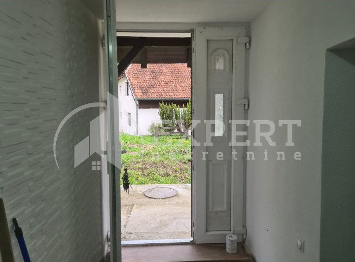 četvorosoban stan, 24 m2, Brzeće ID: p-013129 5