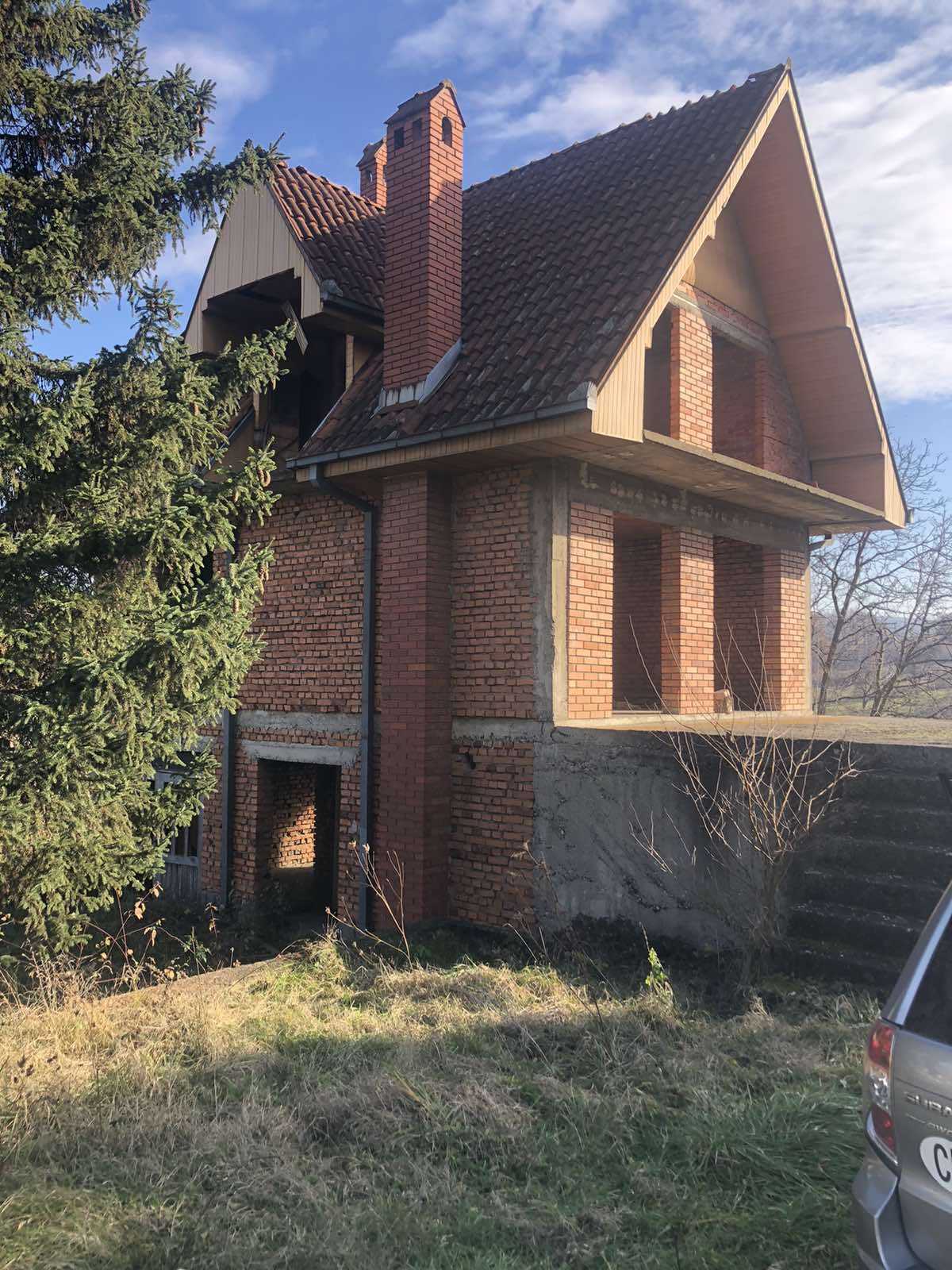 Prodajem kucu Golocelo Kragujevac 2