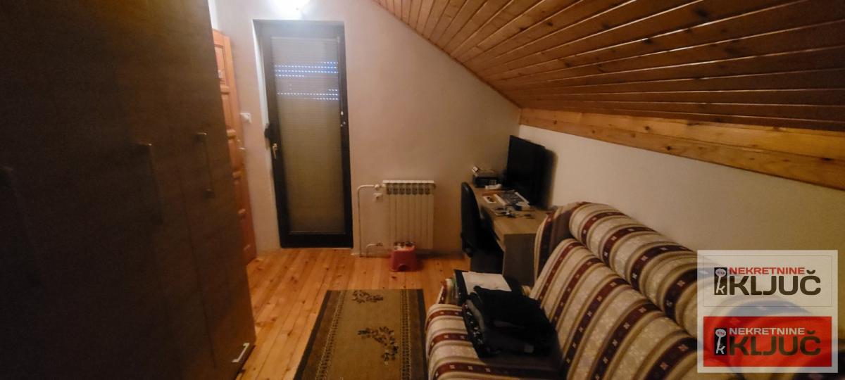 ADICE, Kuća 179 m2 na placu 300m2, Branka Ćopića 7