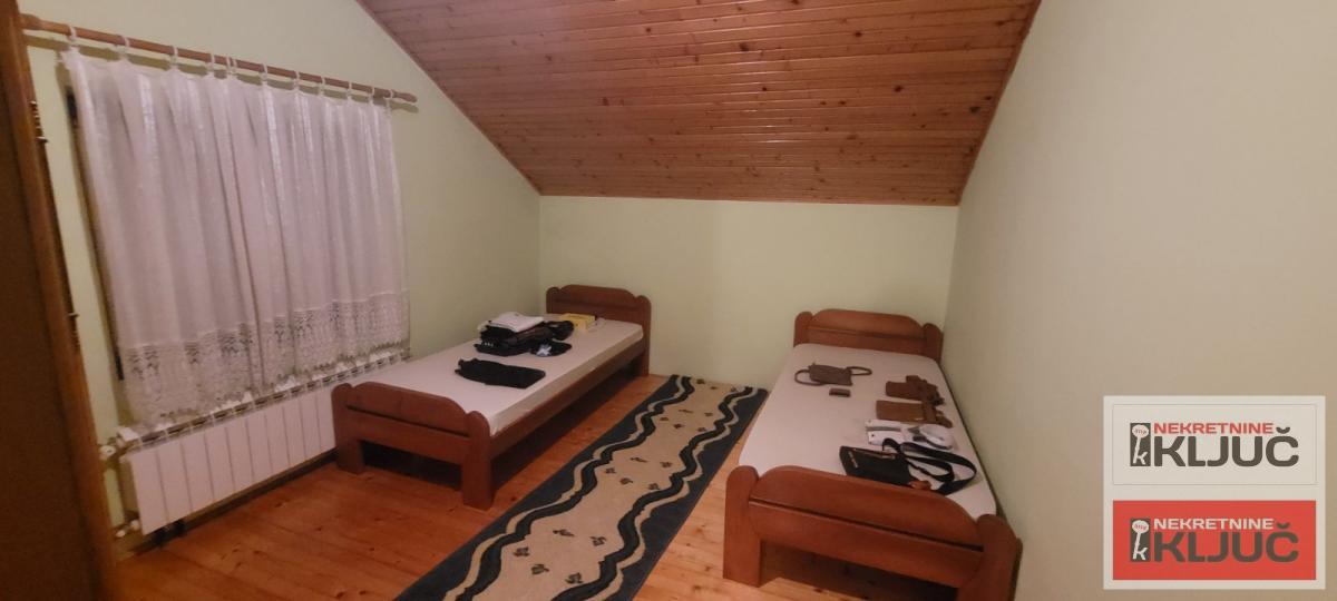 ADICE, Kuća 179 m2 na placu 300m2, Branka Ćopića 10