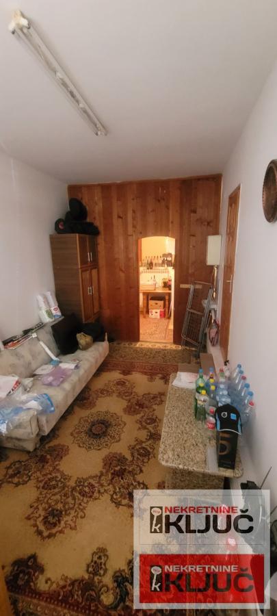 ADICE, Kuća 179 m2 na placu 300m2, Branka Ćopića 13