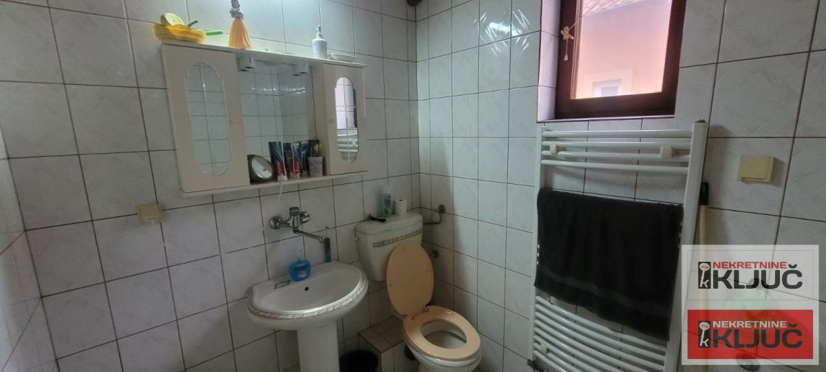 ADICE, Kuća 179 m2 na placu 300m2, Branka Ćopića 15