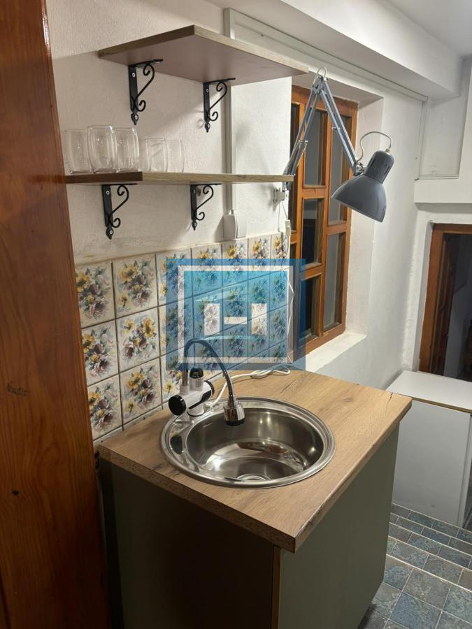 Kuća za izdavanje za radnike 10