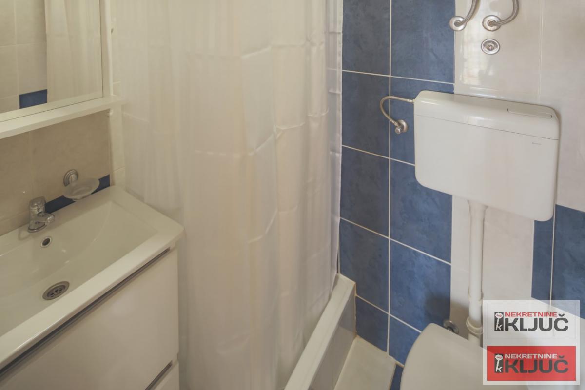 CENTAR, 119m2, Četvorosoban-Duplex, Namešten 30