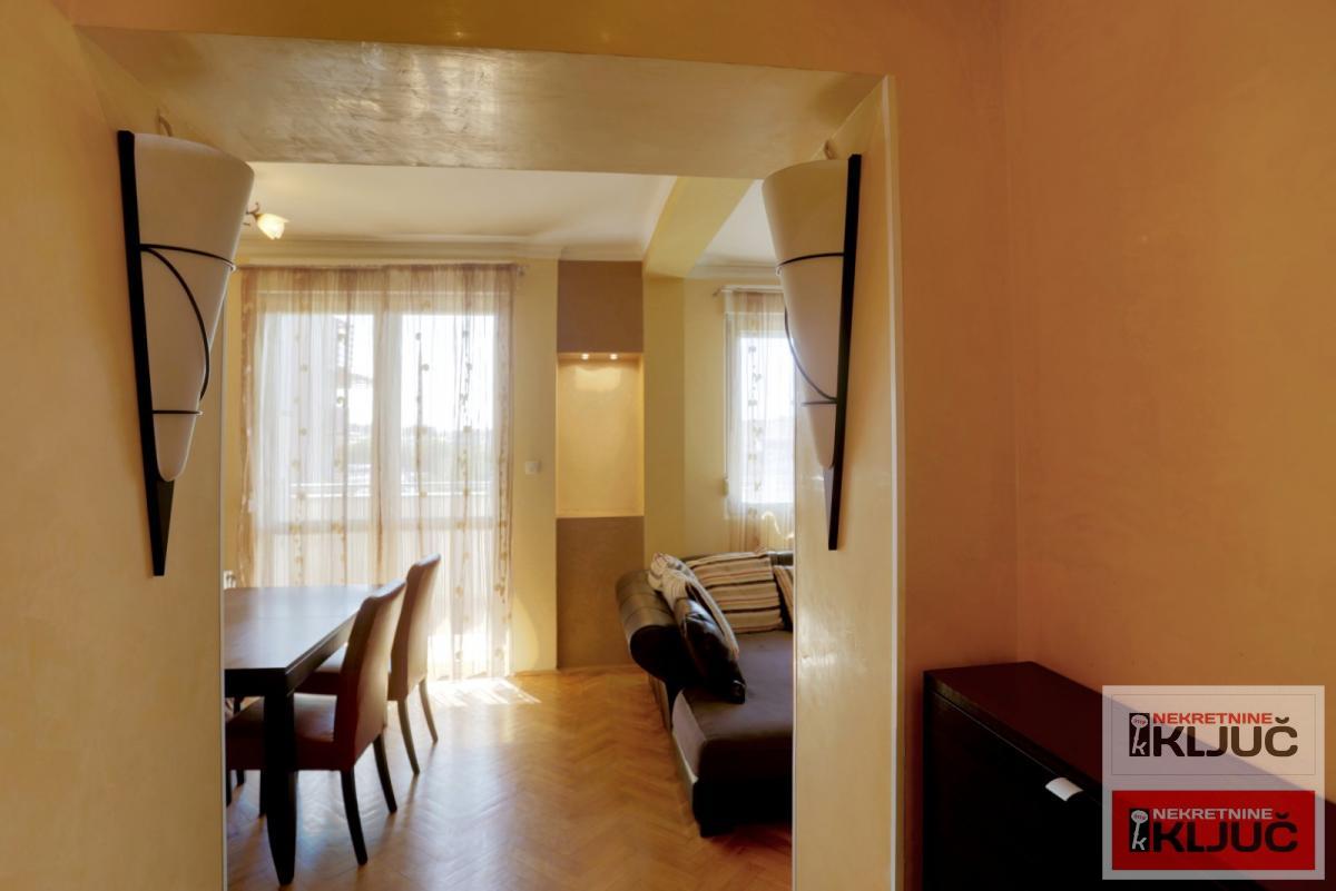 CENTAR, 119m2, Četvorosoban-Duplex, Namešten 4