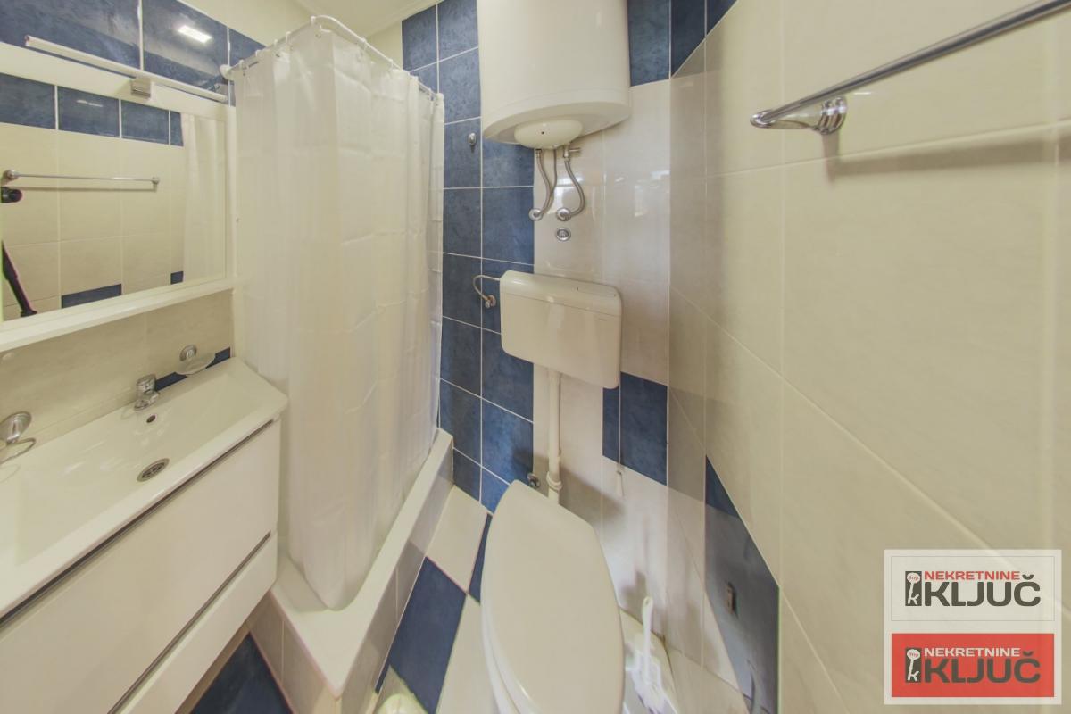 CENTAR, 119m2, Četvorosoban-Duplex, Namešten 33