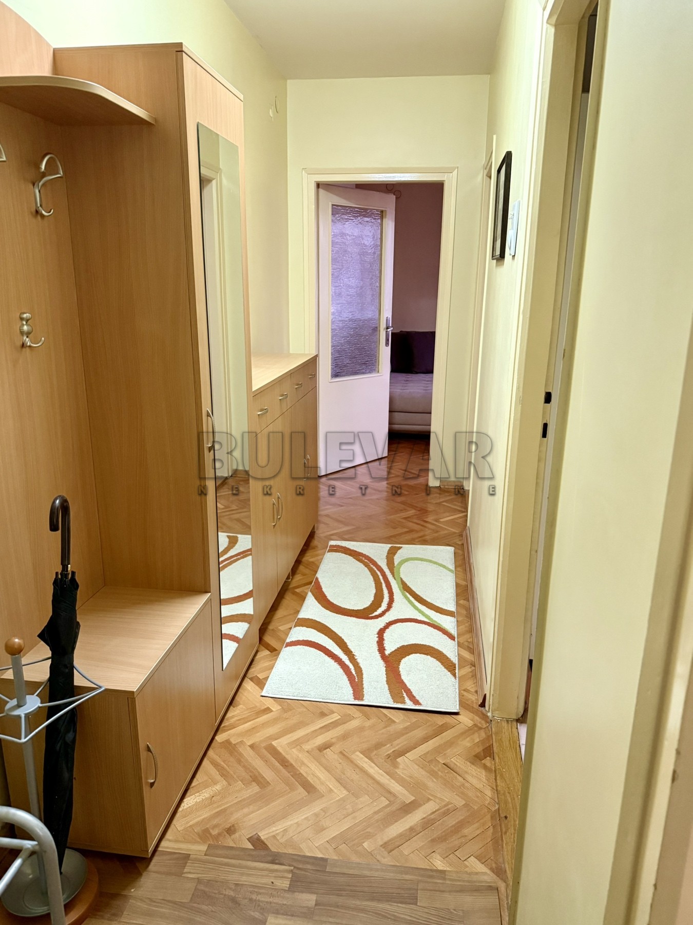 Dvosoban stan, 60 m2, Centar, Nikole Pašića ID: i-013208 10