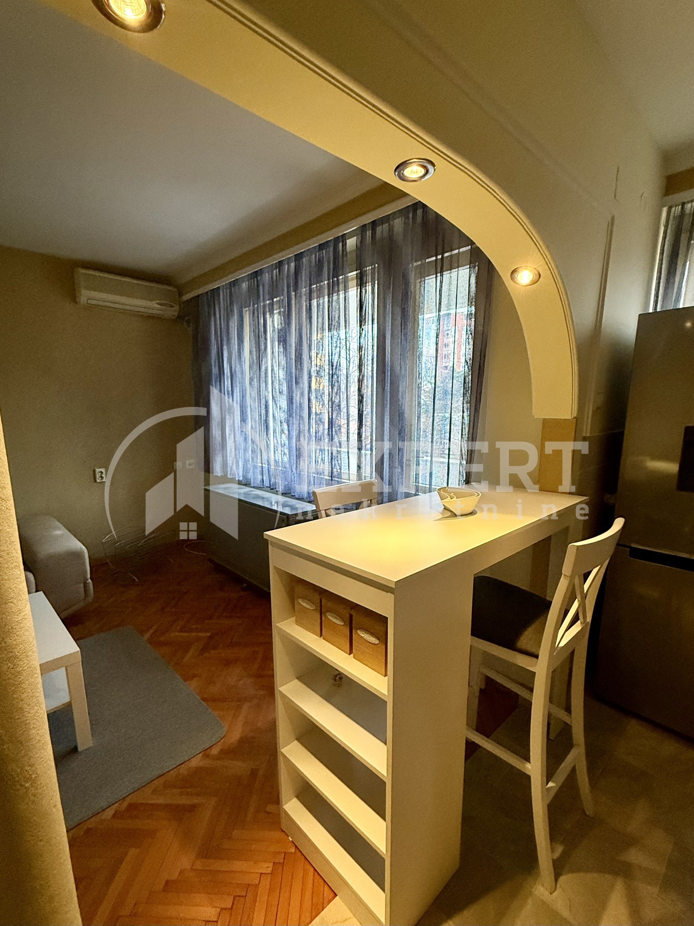 Dvosoban stan, 60 m2, Centar, Nikole Pašića ID: i-013208 2