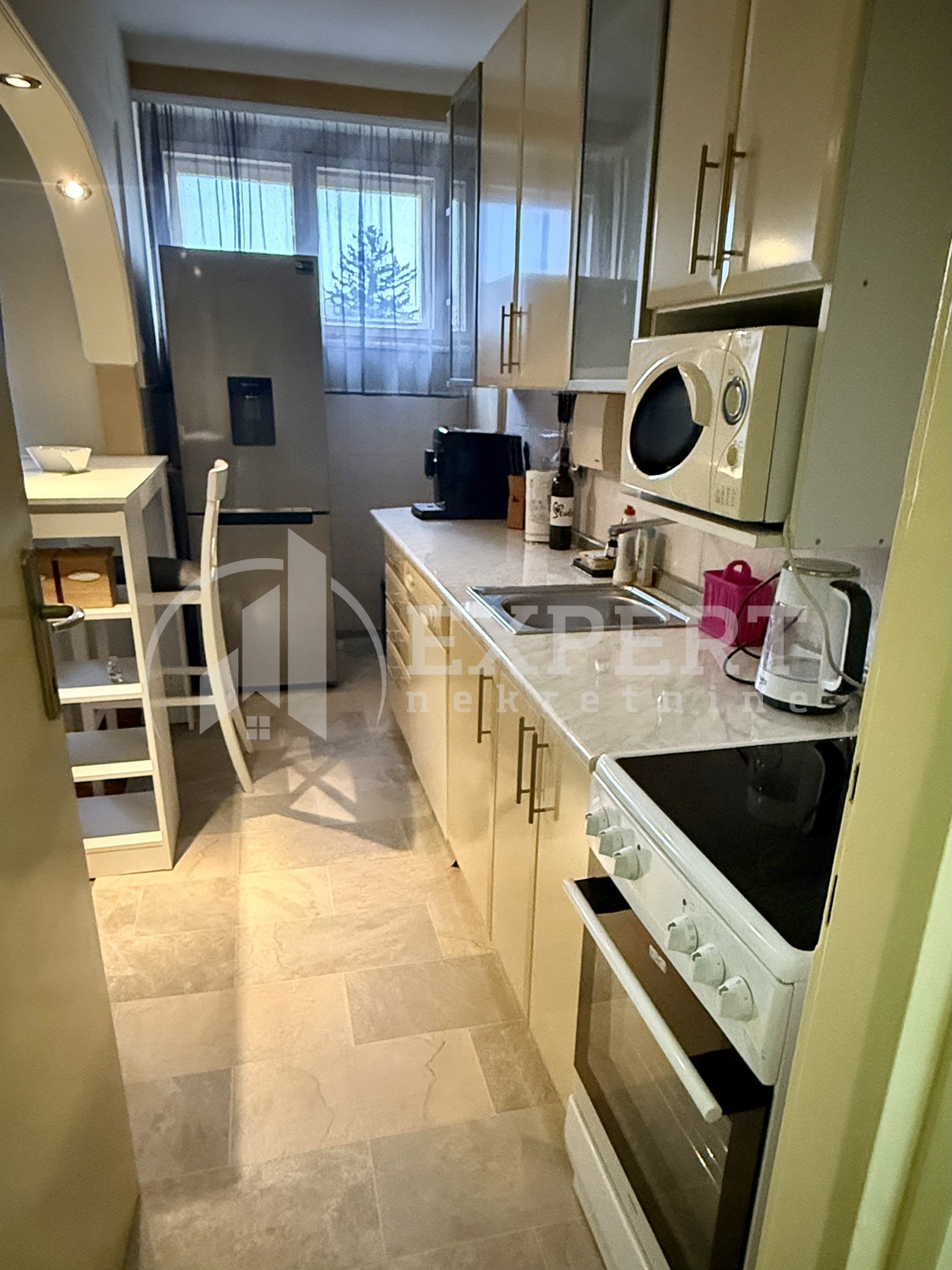 Dvosoban stan, 60 m2, Centar, Nikole Pašića ID: i-013208 4