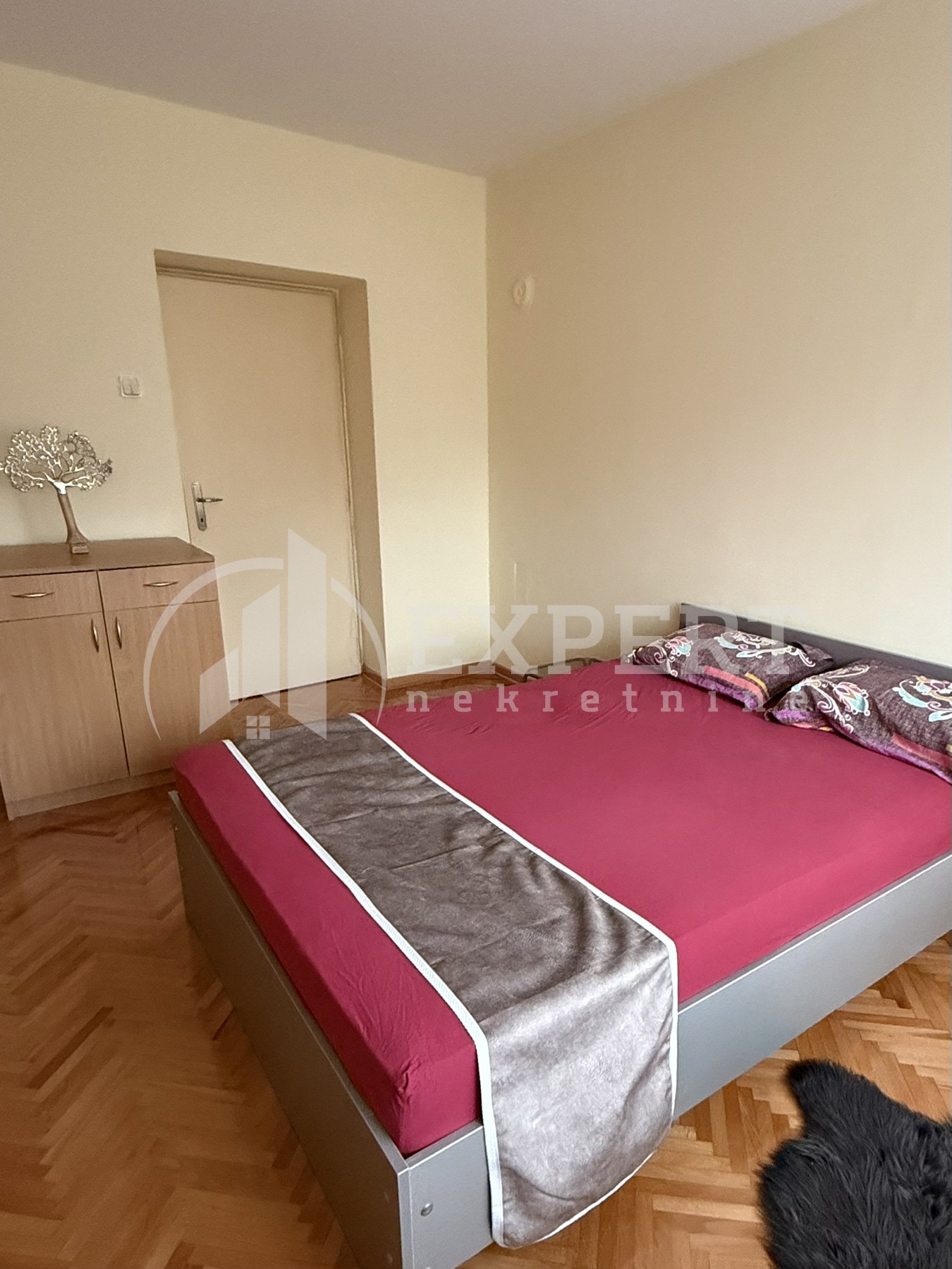 Dvosoban stan, 60 m2, Centar, Nikole Pašića ID: i-013208 5