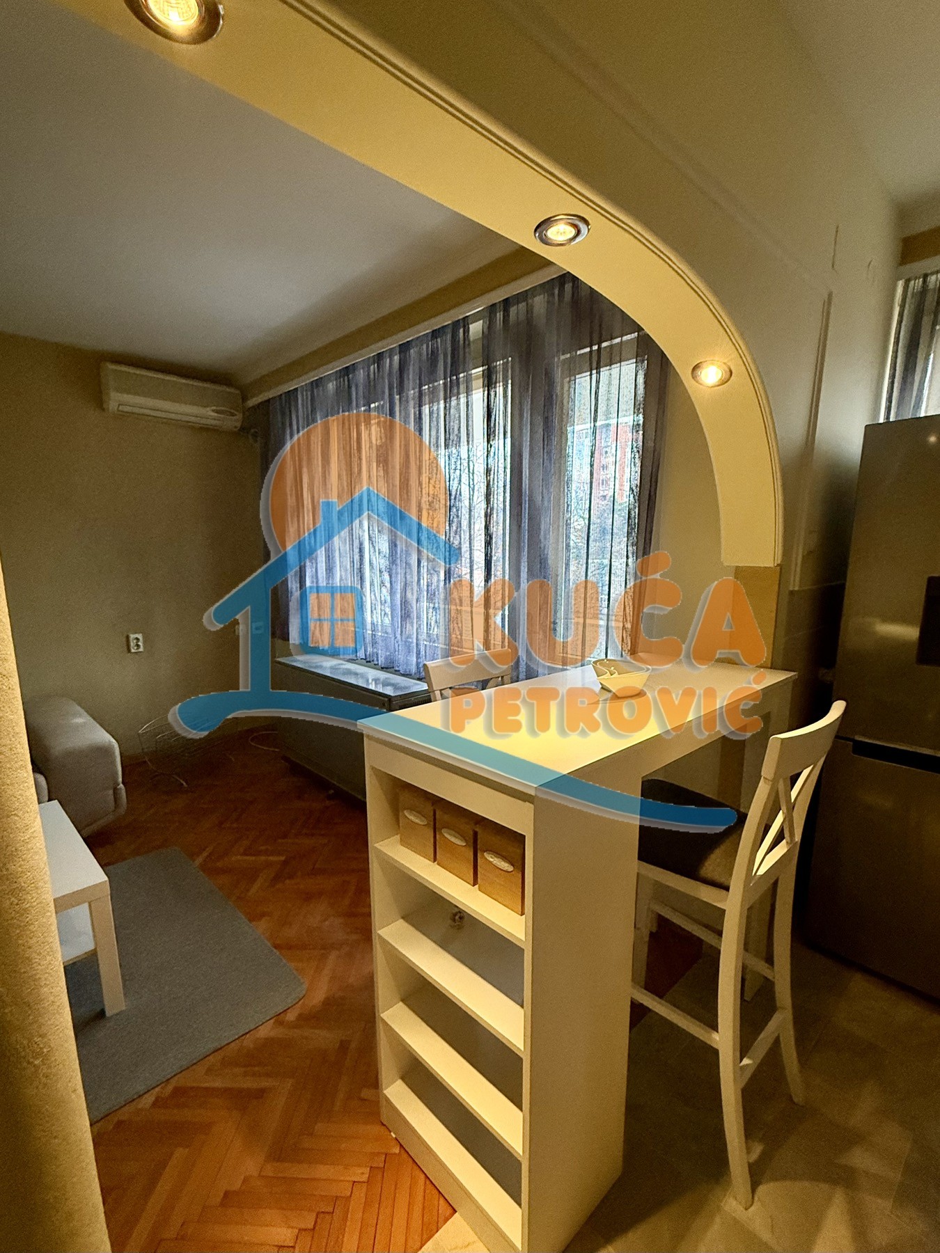 Dvosoban stan, 60 m2, Centar, Nikole Pašića ID: i-013208 2