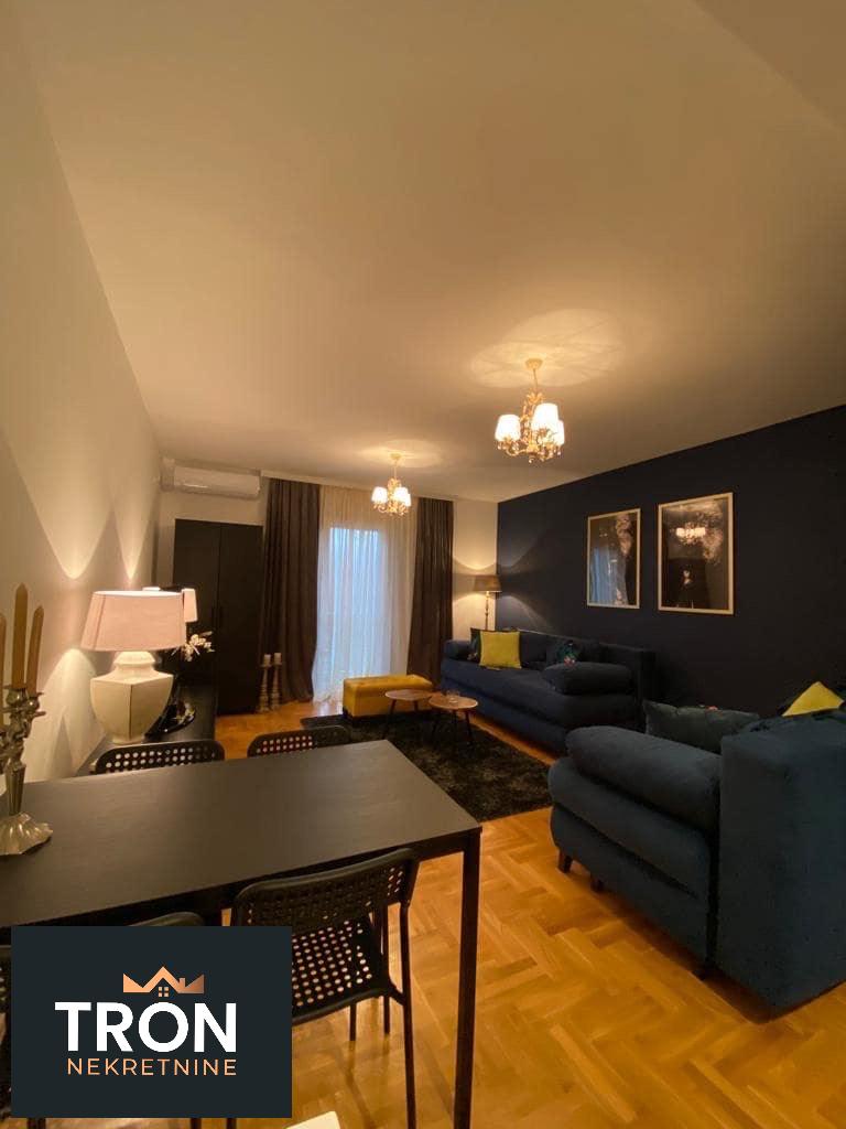 Komforna lux garsonjera  29m2 2