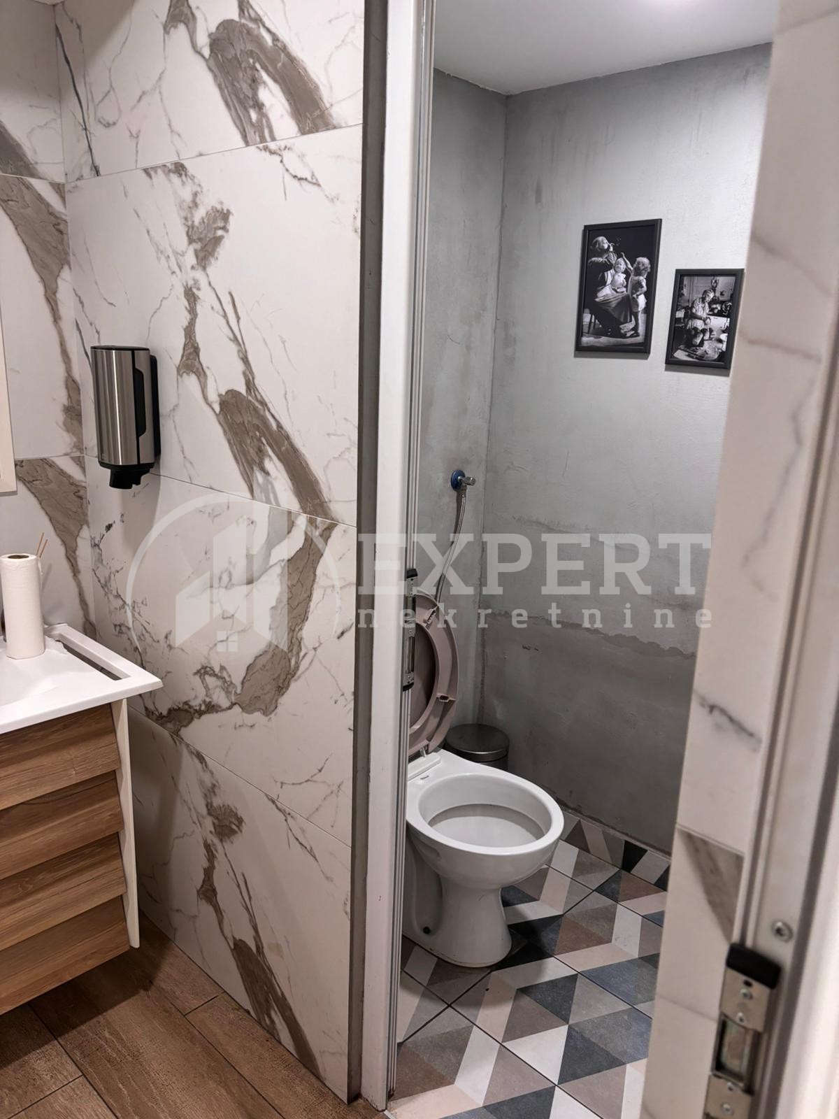 Lokal, 390 m2, Centar, Učitelj Tasina ID: i-013246 19