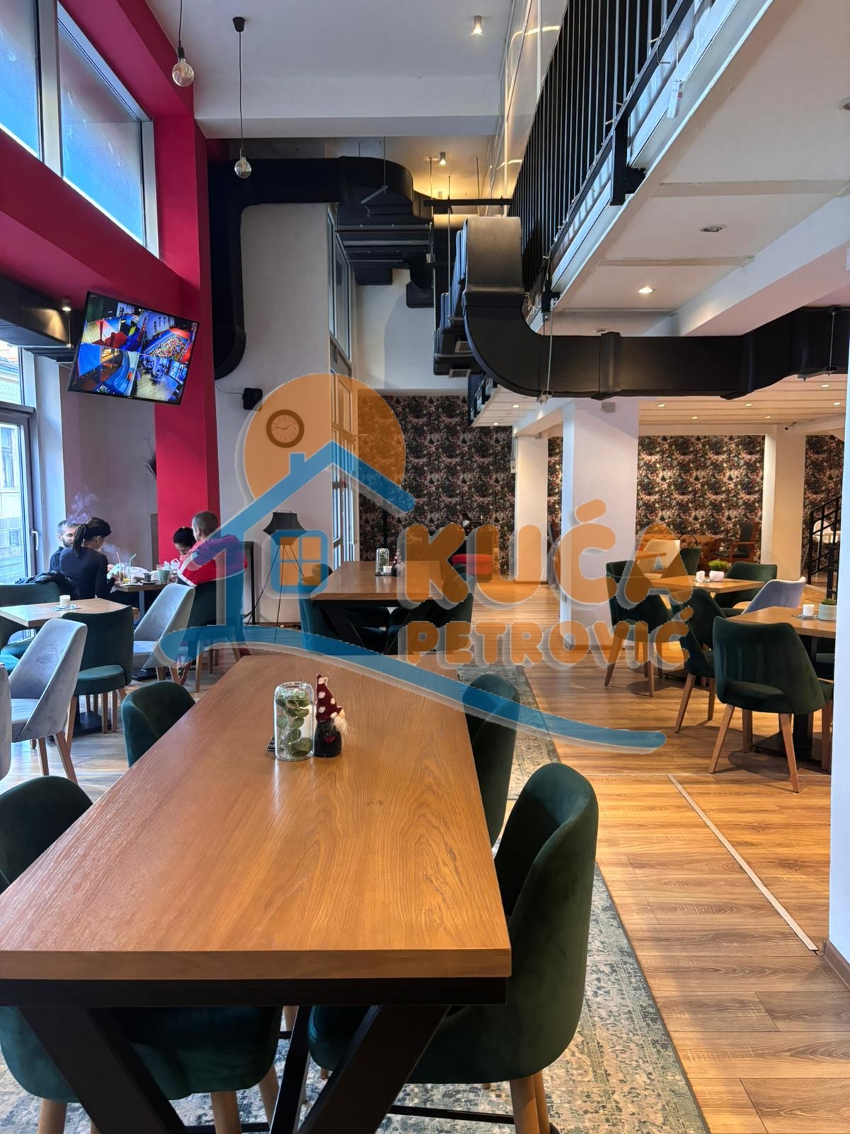 Lokal, 390 m2, Centar, Učitelj Tasina ID: i-013246 1