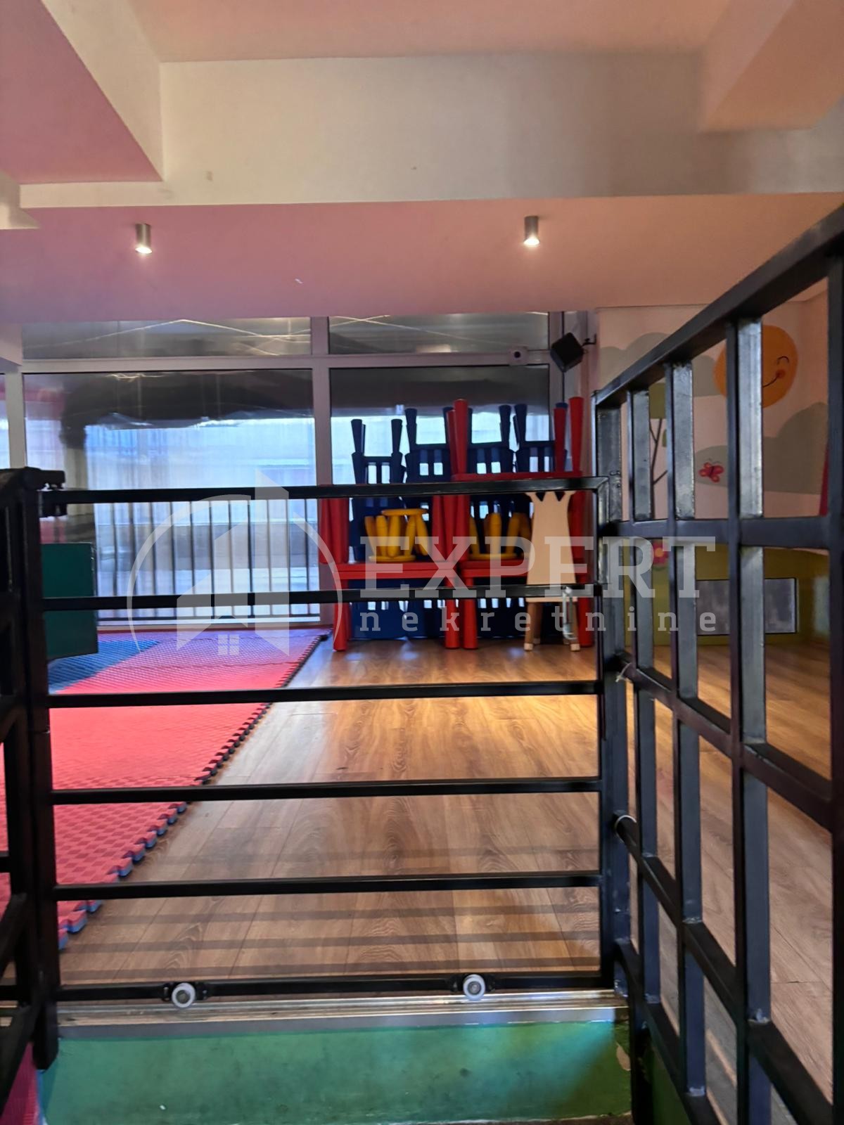 Lokal, 390 m2, Centar, Učitelj Tasina ID: i-013246 6