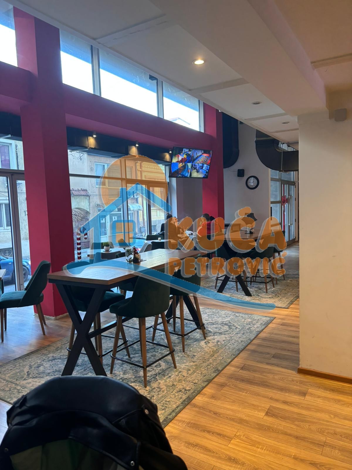 Lokal, 390 m2, Centar, Učitelj Tasina ID: i-013246 4