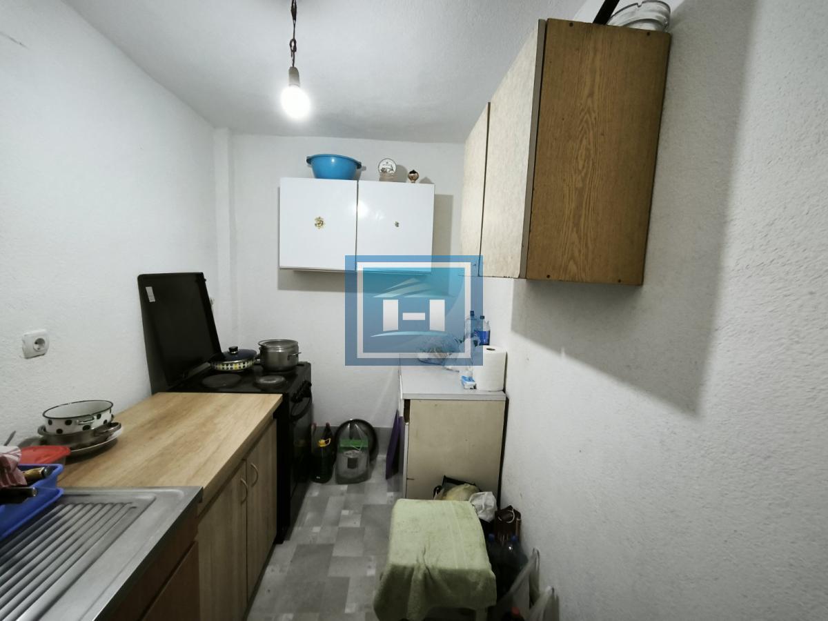 Na prodaju renoviran stan u Ćupriji 5