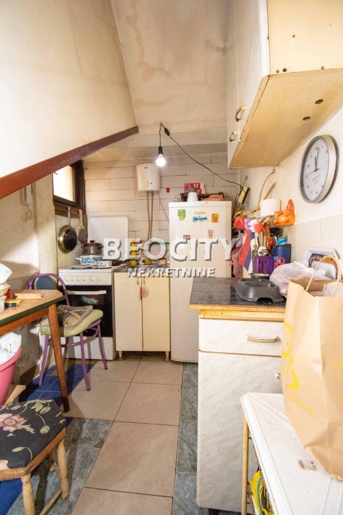 četvorosobna kuća, 70 m2, Centar, Cara Uroša ID: 115301 16