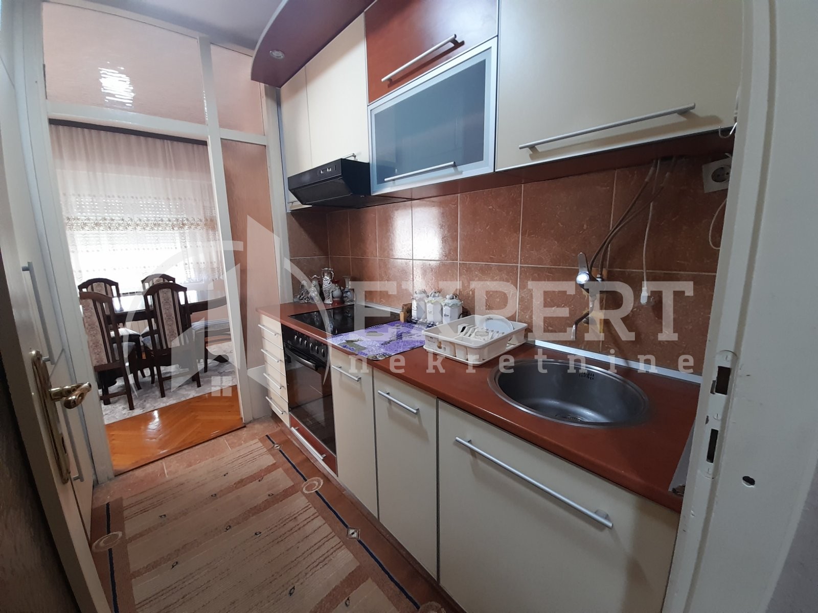 Trosoban stan, 67 m2, Čair, Prvomajska ID: i-013254 7