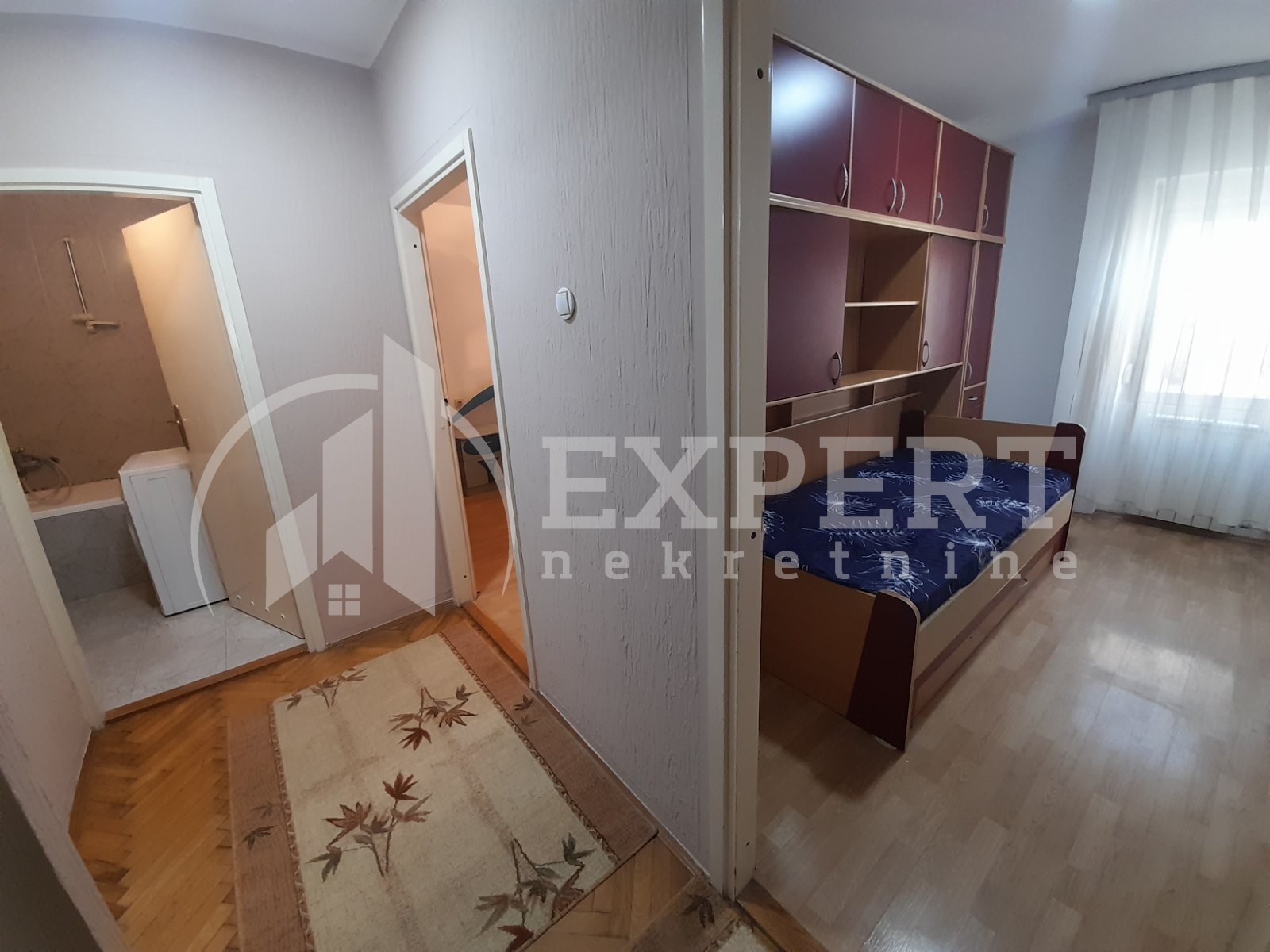 Trosoban stan, 67 m2, Čair, Prvomajska ID: i-013254 9