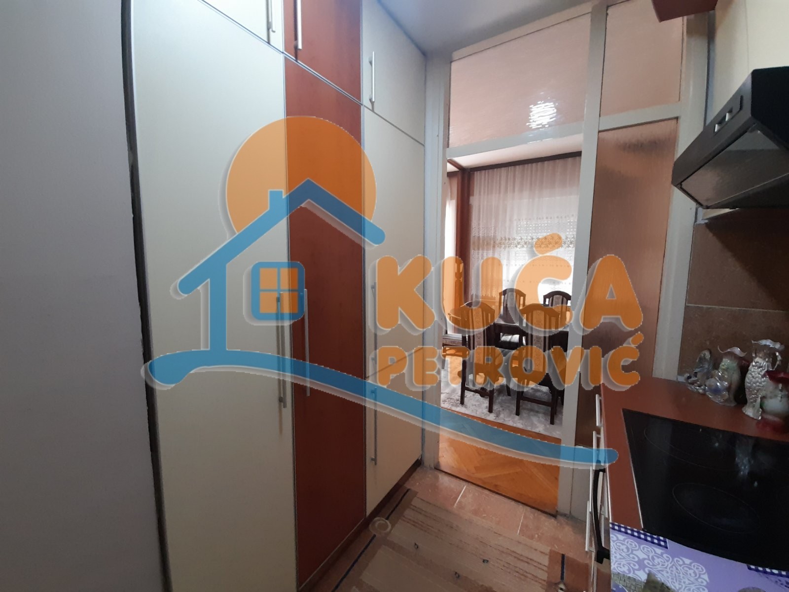 Trosoban stan, 67 m2, Čair, Prvomajska ID: i-013254 6