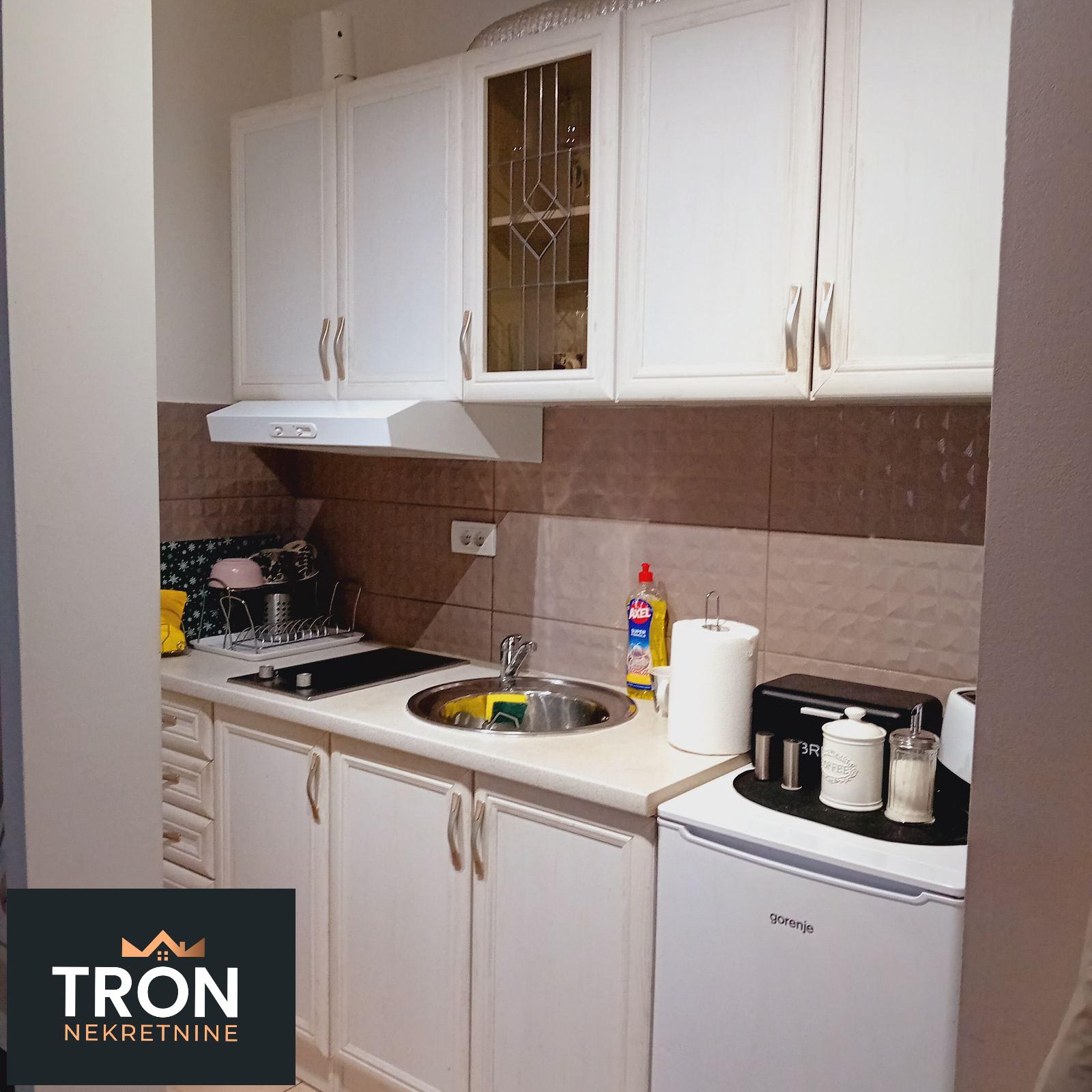 Stan na šetalištu 42m2 3