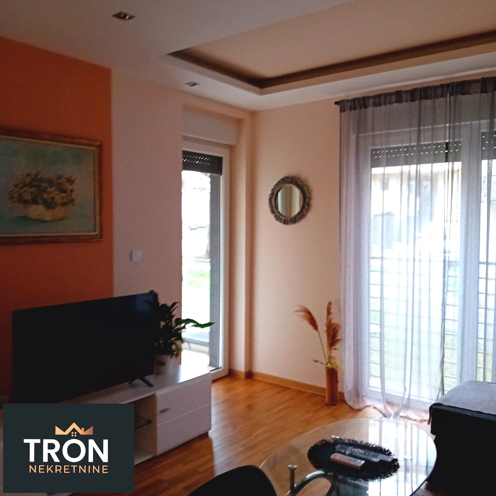 Stan na šetalištu 42m2 2