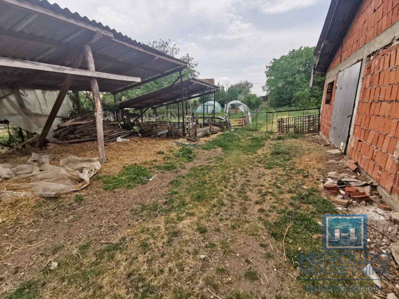 Kompletno seosko domaćinstvo 15