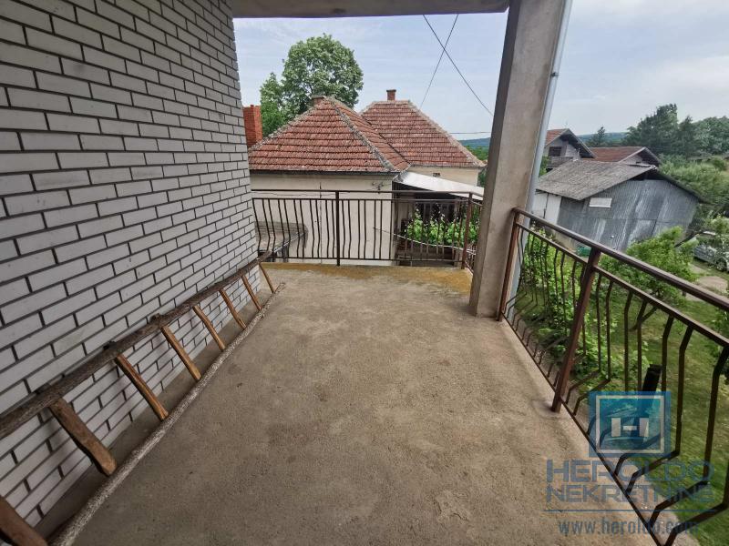 Kompletno seosko domaćinstvo 6